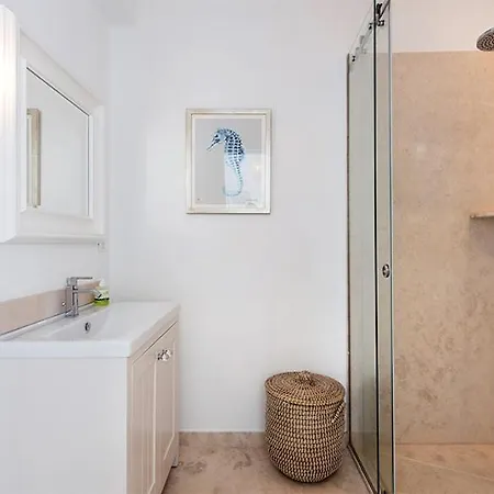 Thea Lofou Villa Kassiopi