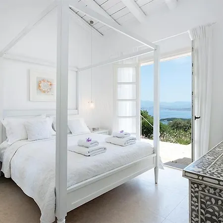 Villa Thea Lofou *
