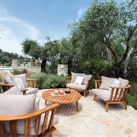 Thea Lofou Villa Kassiopi
