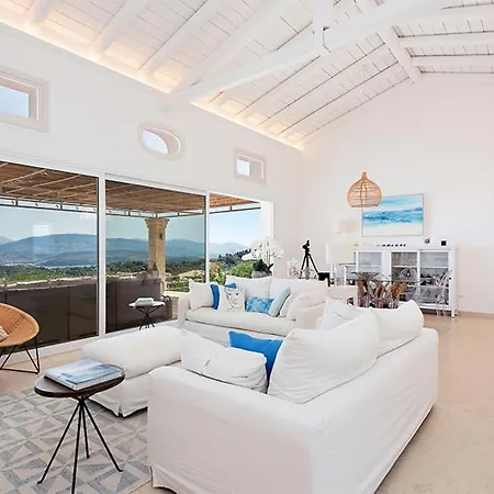 Thea Lofou Βίλα Κασσιόπη